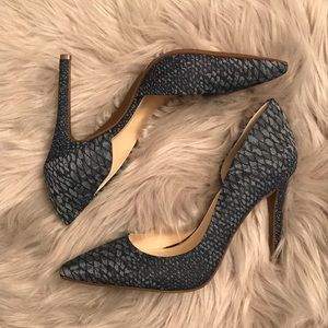 Jessica Simpson pointed heels